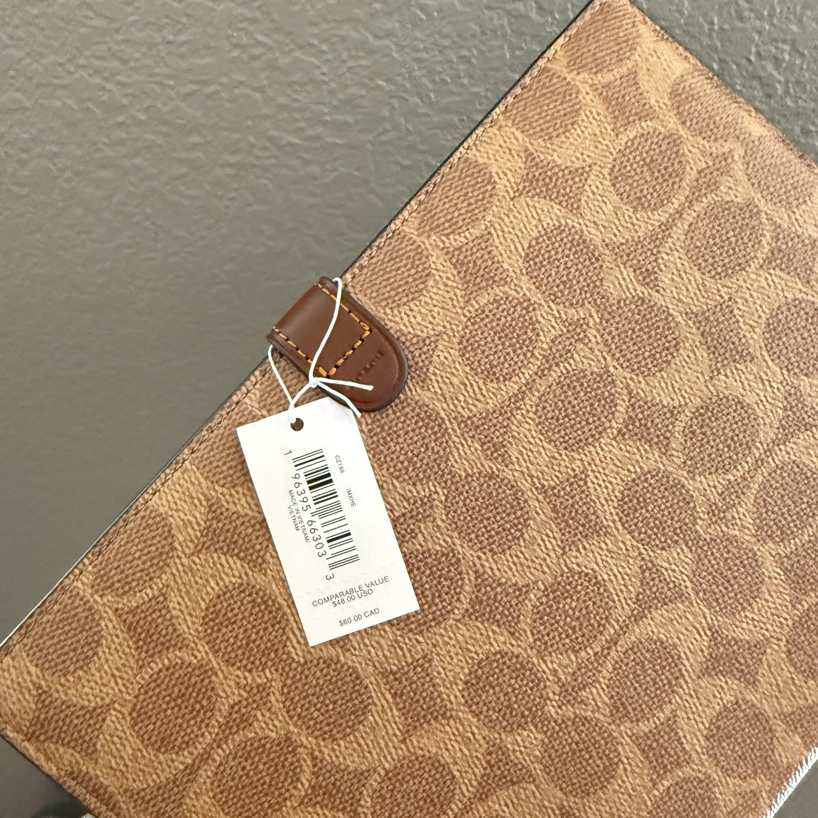 Coach Notebook In Signature Canvas CZ198 Gold/Tan/Brown