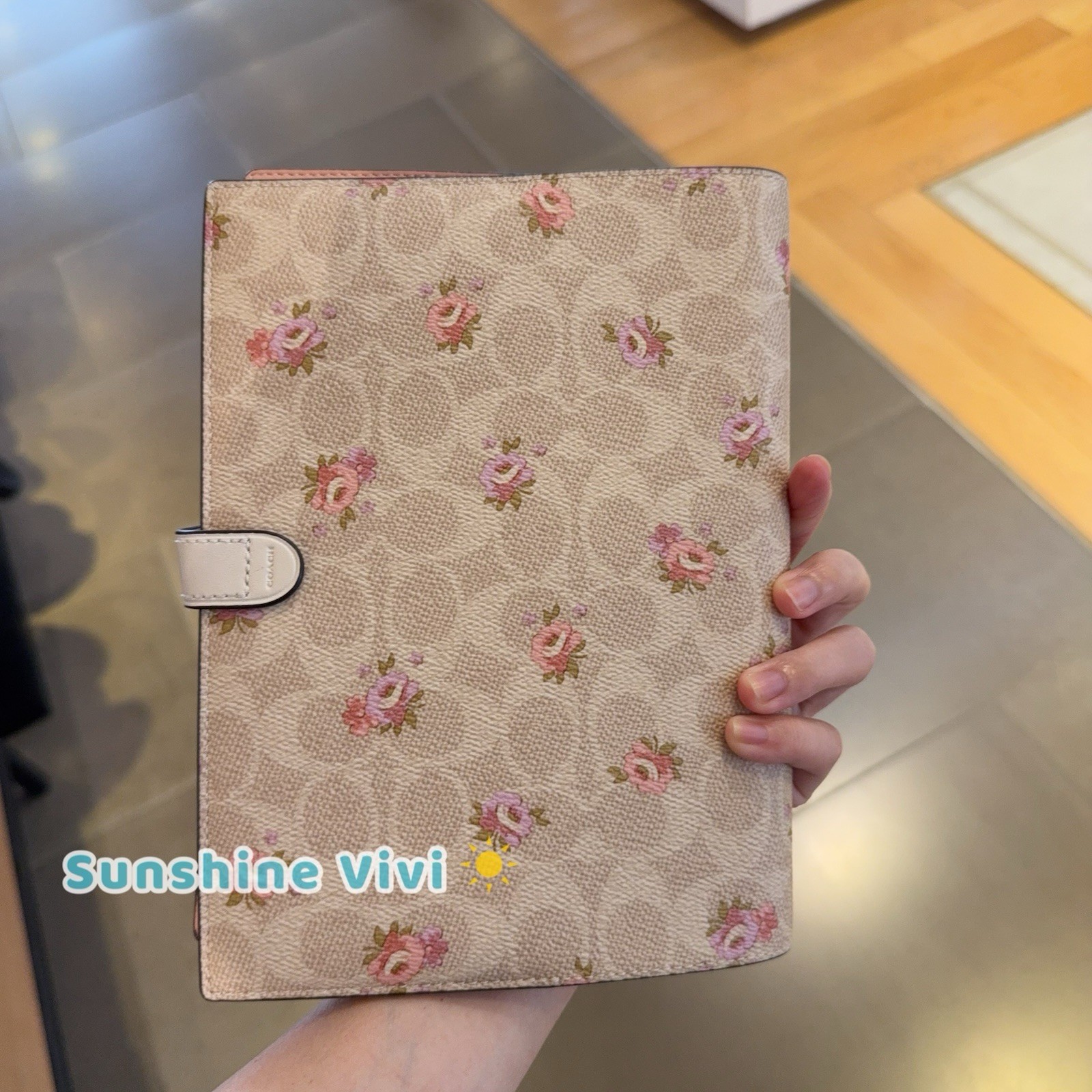NWT Coach Notebook Gold/Sand Multi With Floral Print CAO58