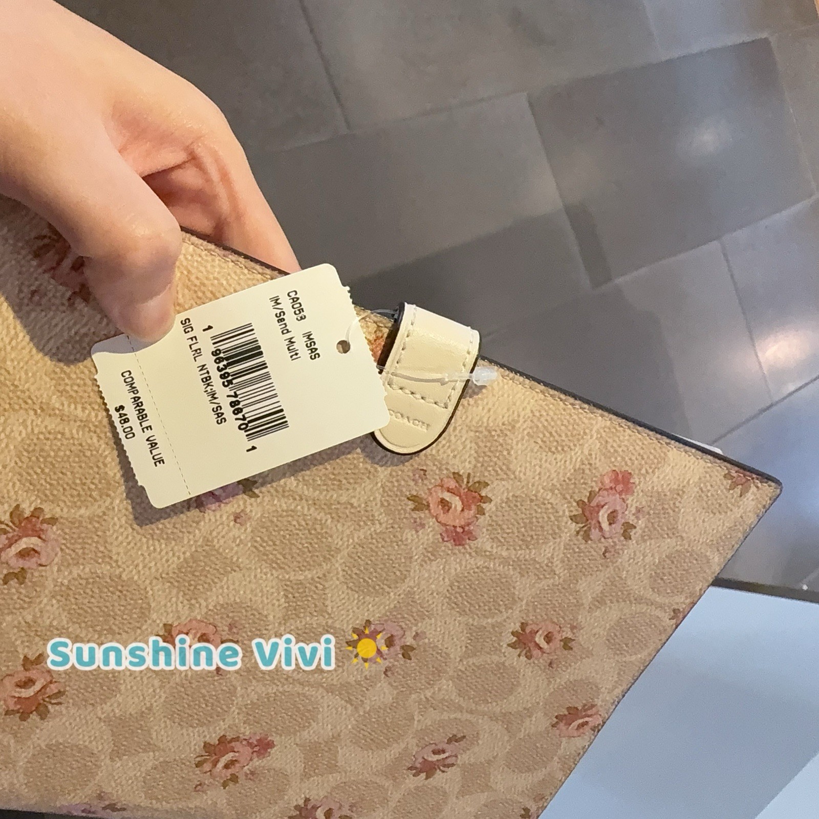 NWT Coach Notebook Gold/Sand Multi With Floral Print CAO58