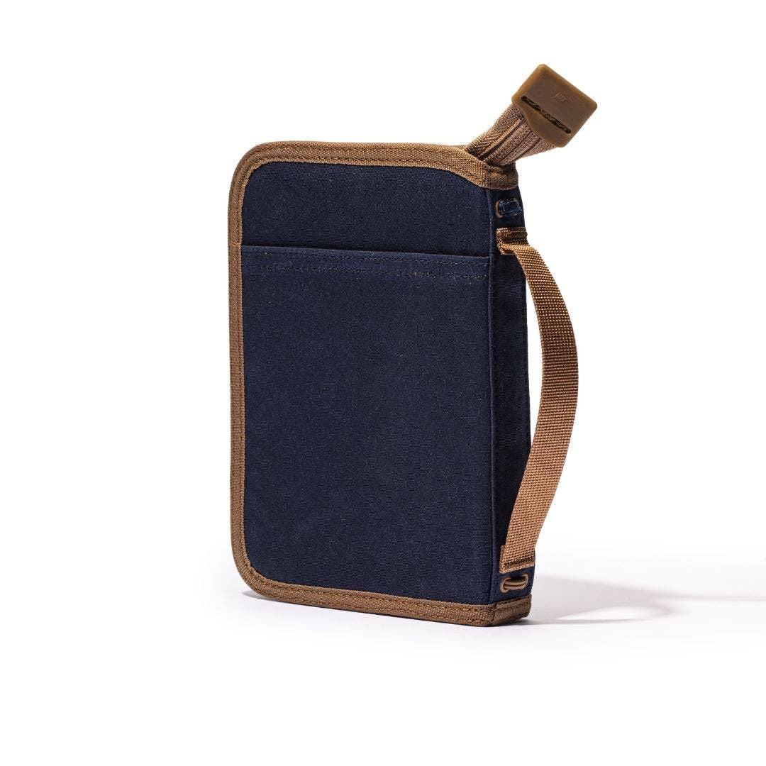 LOCHBY – Field Folio A6