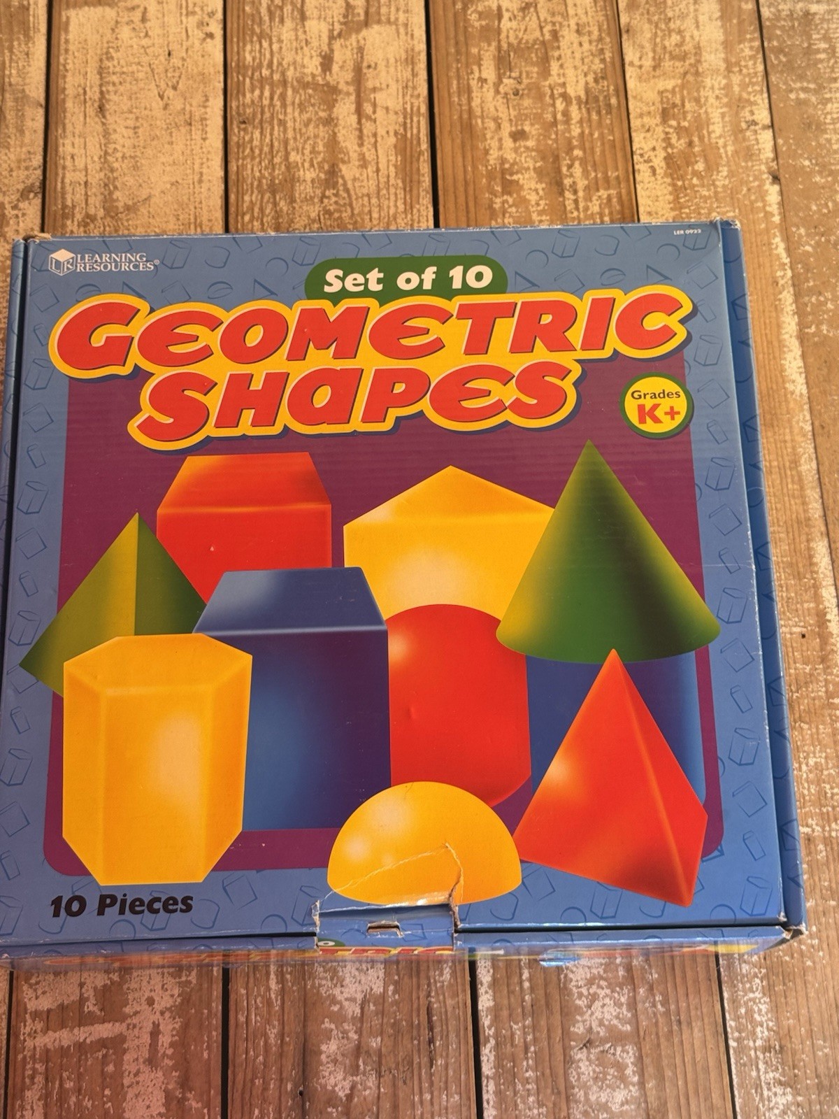 Multi Color Geometric Shapes Kit For Teaching Area Volume Shape & Size Set Of 10